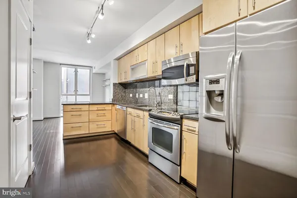 $2,100 | 1025 First Street Southeast, Unit 507, Washington, DC 20003