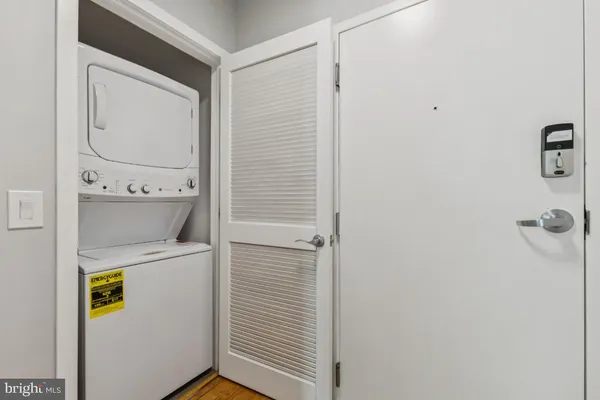 $1,995 | 1117 10th Street Northwest, Unit 305, Washington, DC 20001