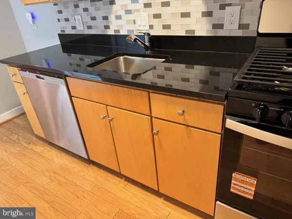 $1,995 | 1117 10th Street Northwest, Unit 305, Washington, DC 20001