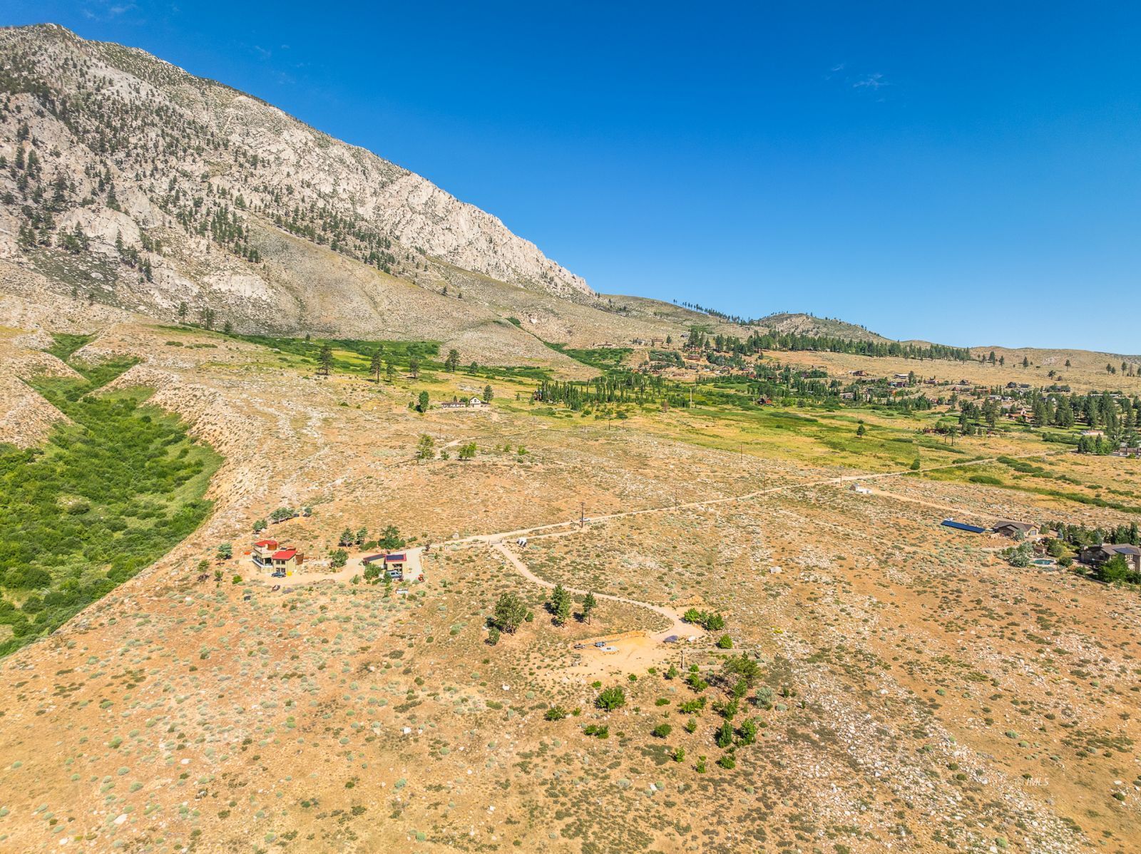 507 Willow Road Bishop, CA 93514 - Photo 27 of 35 a view of an ocean