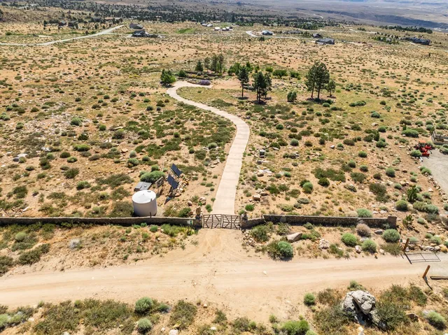 $695,000 | 507 Willow Road, Bishop, CA 93514