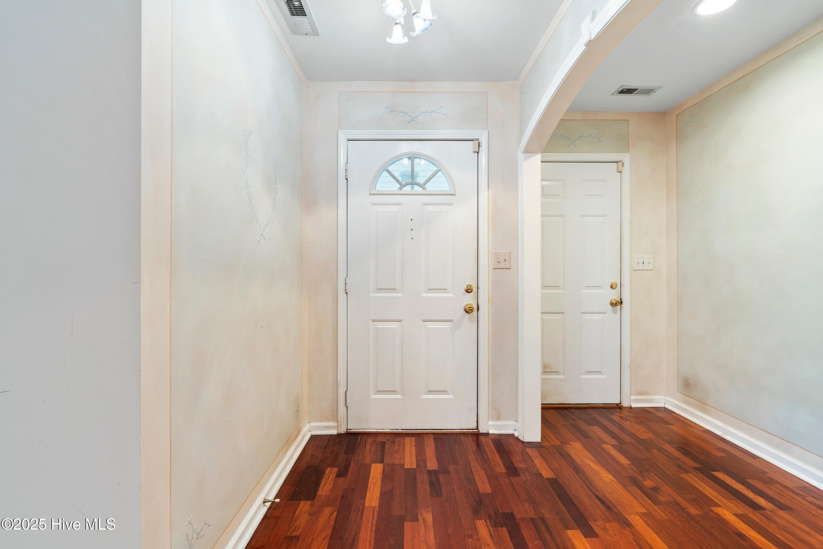 5107 Long Pointe Road Wilmington, NC 28409 - Photo 4 of 48 mls-DSC01055