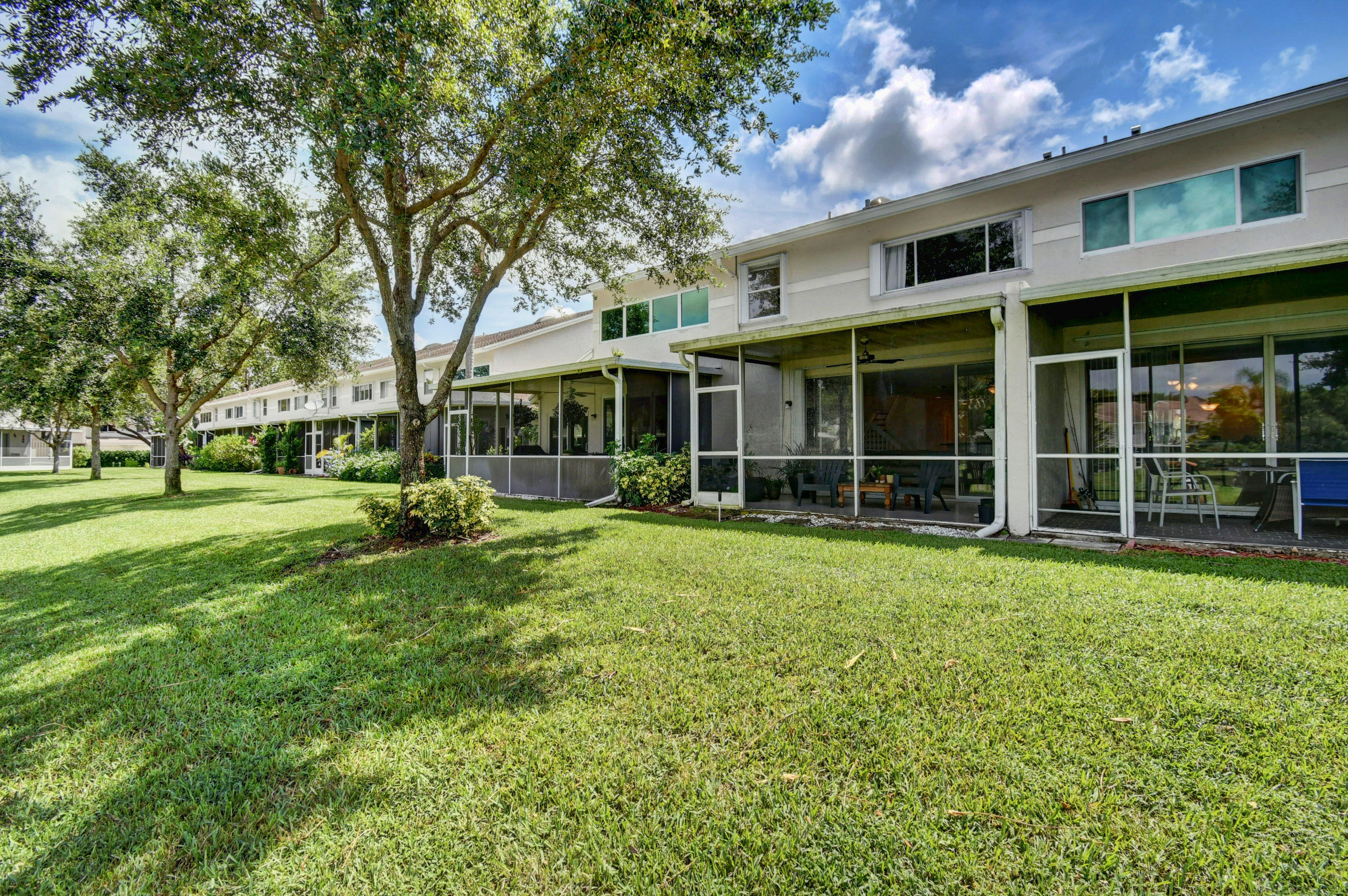 6061 Old Court Road, Unit 207 Boca Raton, FL 33433 - Photo 32 of 35 Back