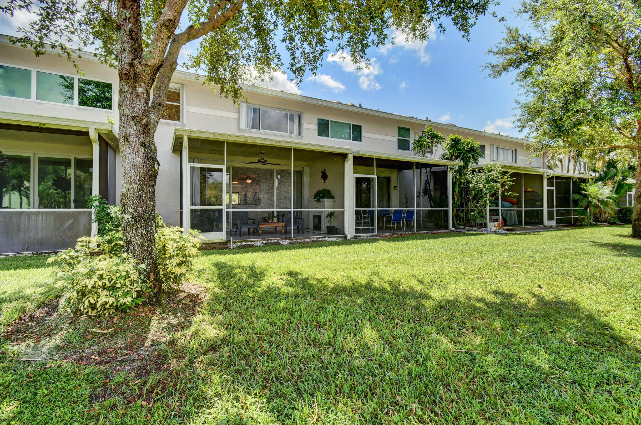 6061 Old Court Road, Unit 207 Boca Raton, FL 33433 - Photo 33 of 35 Back