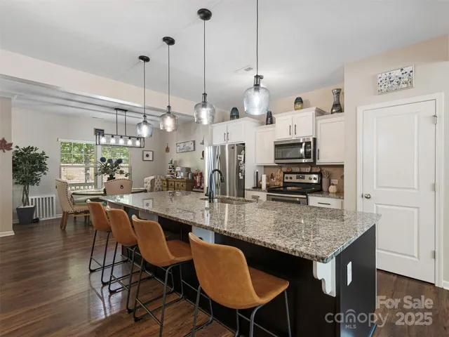 $420,000 | 3164 Graceland Circle, Unit 6A, Pineville, NC 28134