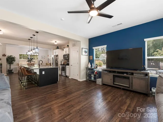 $420,000 | 3164 Graceland Circle, Unit 6A, Pineville, NC 28134