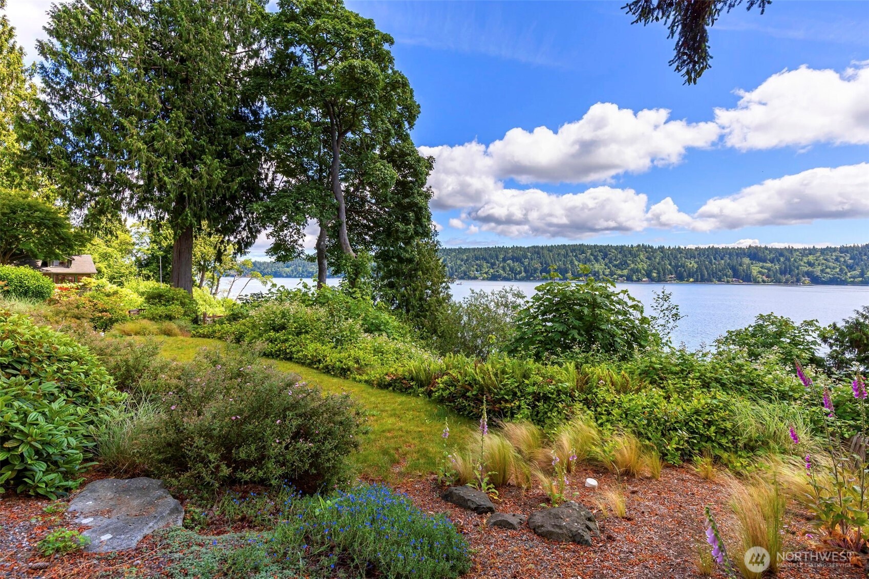 6222 Illahee Road Northeast Bremerton, WA 98311 - Photo 12 of 39