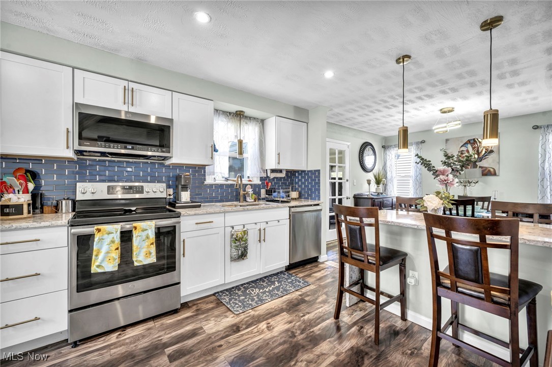 4049 Wilmington Road Cleveland, OH 44121 - Photo 7 of 31 Gallery Image 7