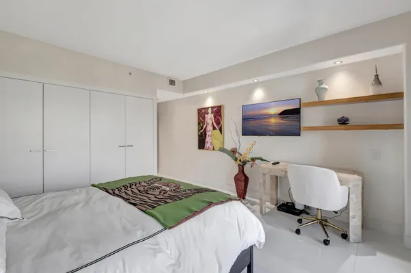 $18,000 | 4301 North Ocean Boulevard, Unit 1708, Boca Raton, FL 33431