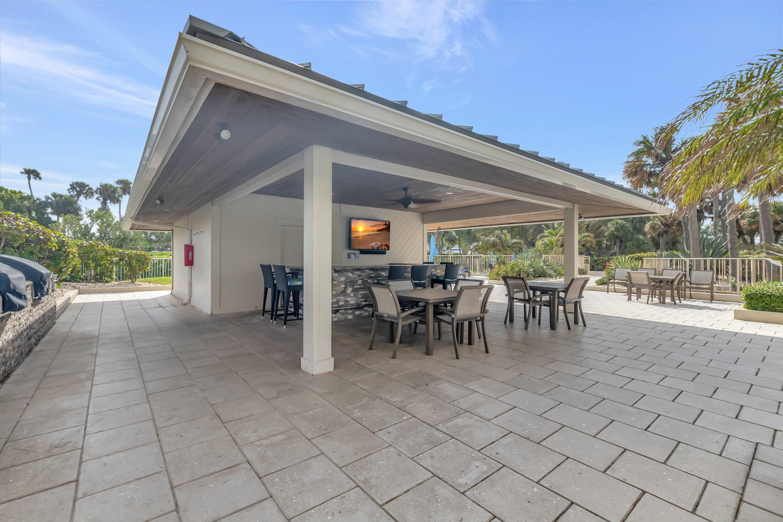 4301 North Ocean Boulevard, Unit 1708 Boca Raton, FL 33431 - Photo 64 of 91 OUTDOOR DINING AREA