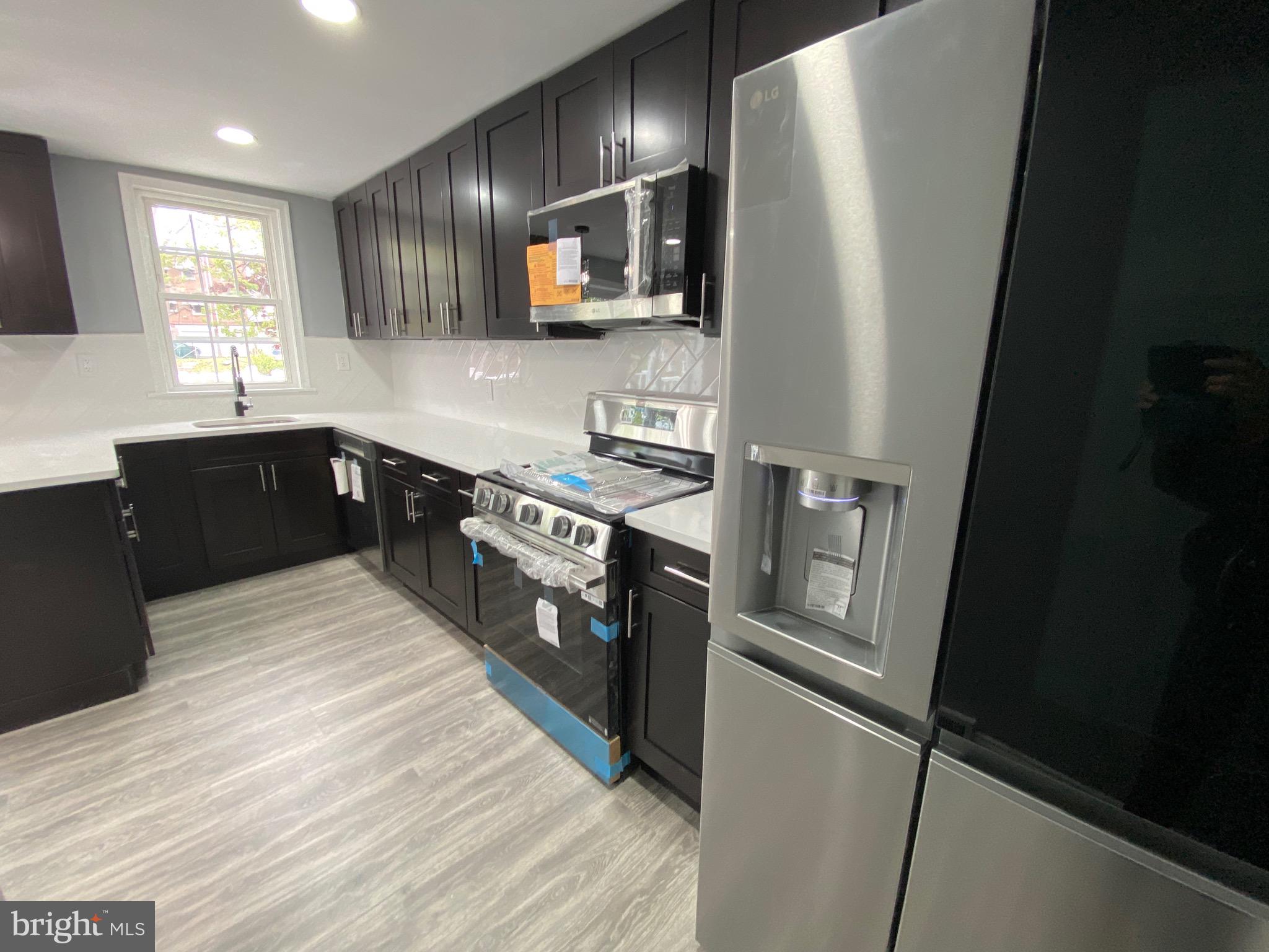 821 Hampshire Road Drexel Hill, PA 19026 - Photo 10 of 36 Kitchen