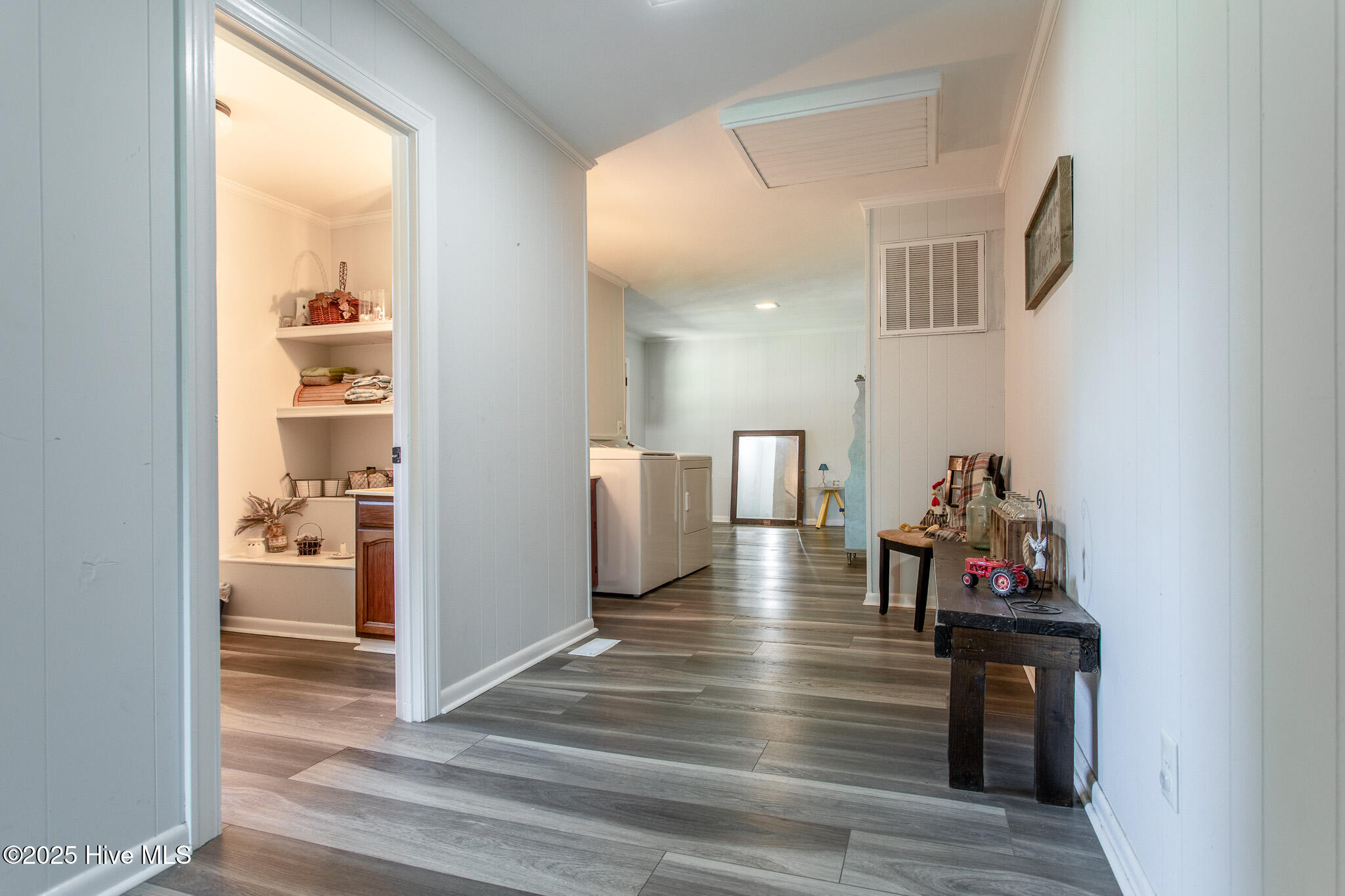 232 Shipyard Road Hertford, NC 27944 - Photo 20 of 39 hallway2