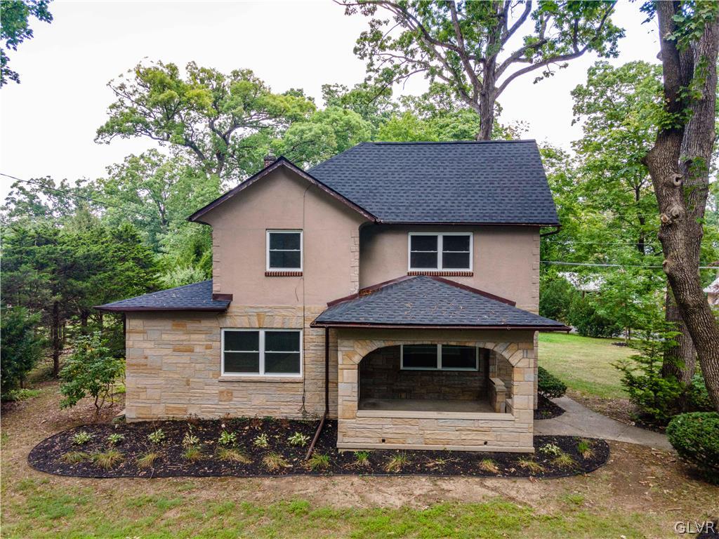 4143 Oakland Road Bethlehem, PA 18020 - Photo 1 of 36 Gallery Image 1