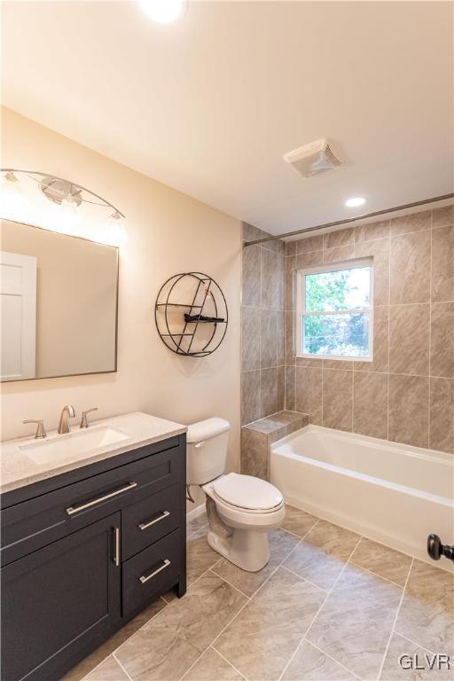 4143 Oakland Road Bethlehem, PA 18020 - Photo 5 of 36 Gallery Image 5