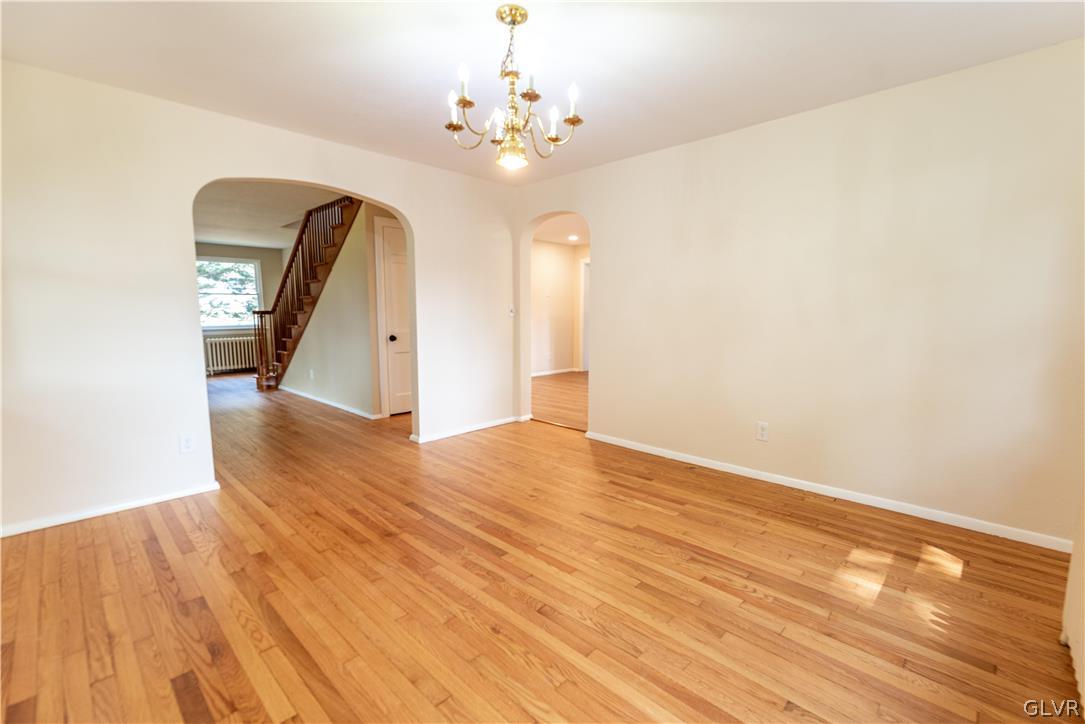4143 Oakland Road Bethlehem, PA 18020 - Photo 9 of 36 Gallery Image 9