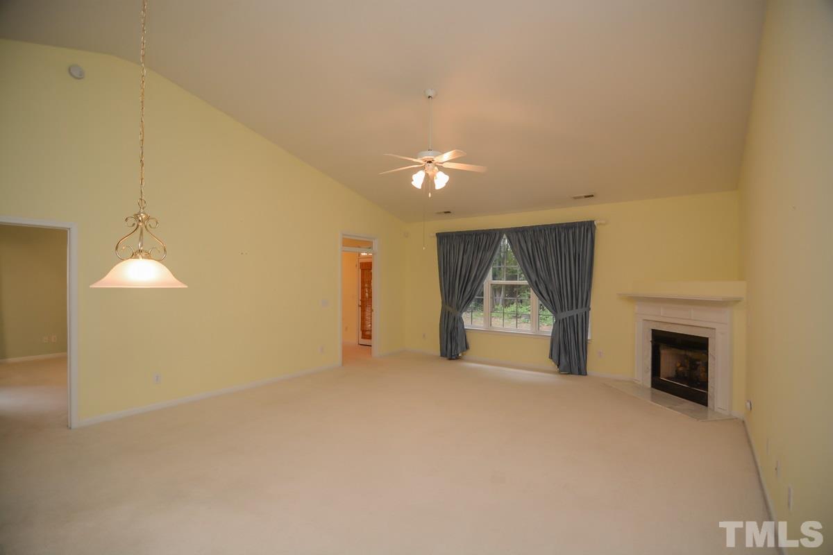 10401 Dapping Drive Raleigh, NC 27614 - Photo 10 of 25