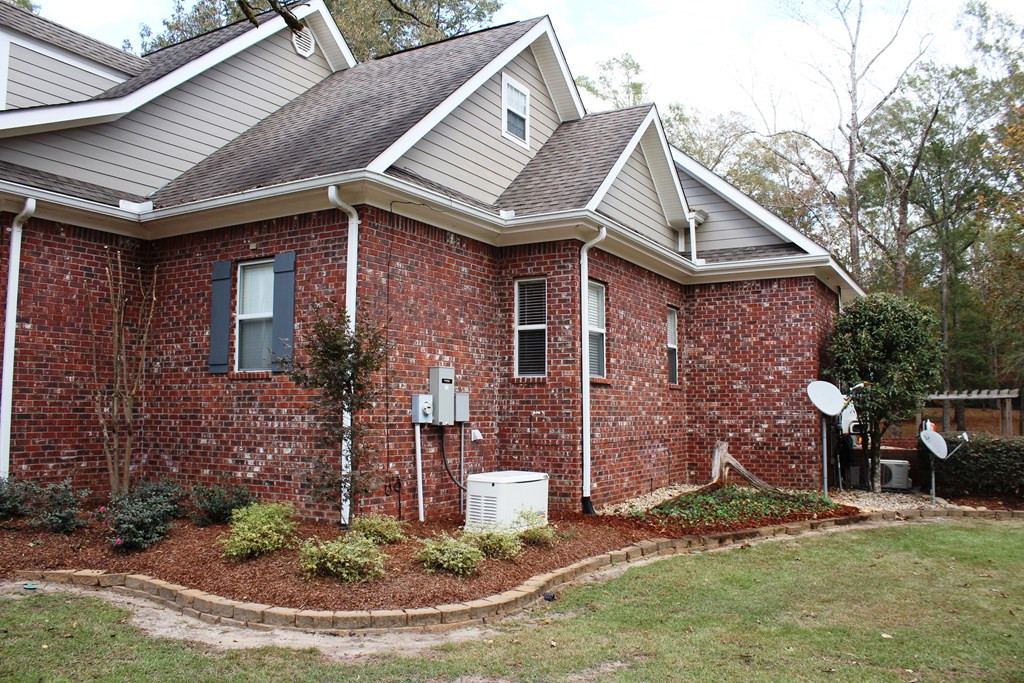 1092 Carpenter Lane Summit, MS 39666 - Photo 30 of 63 West Side Landscaping