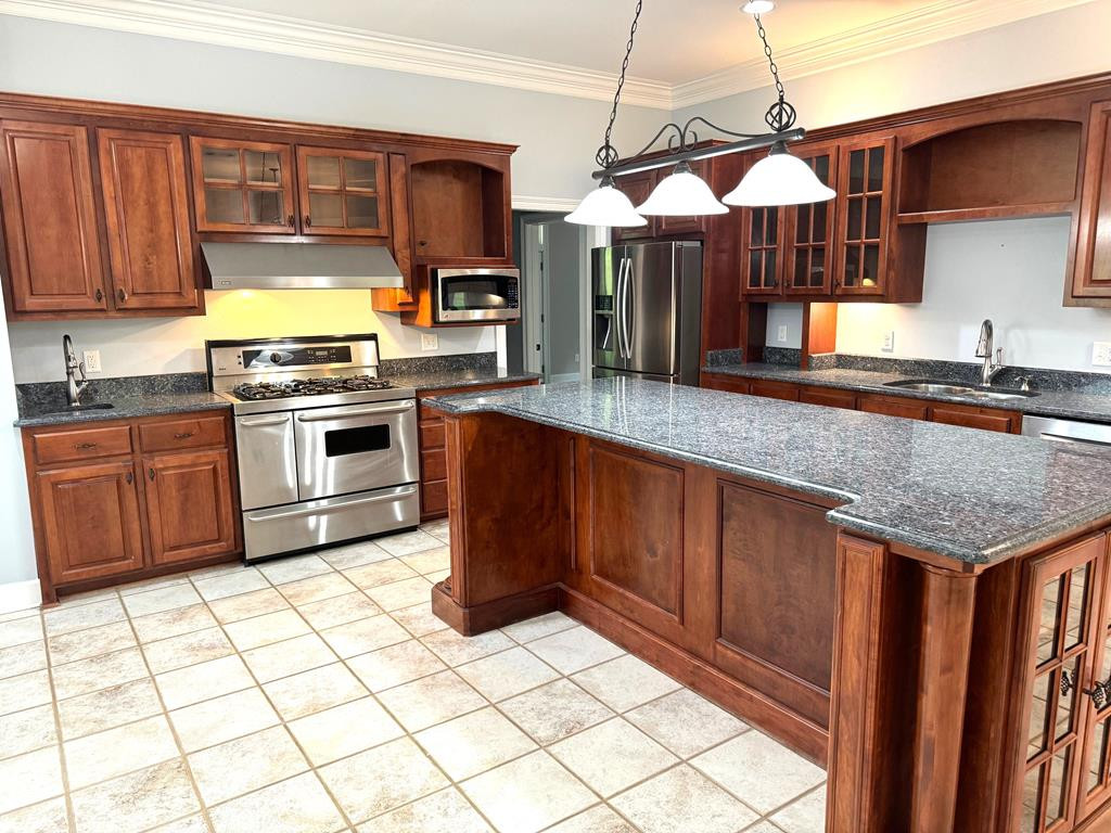 1092 Carpenter Lane Summit, MS 39666 - Photo 5 of 63 Kitchen
