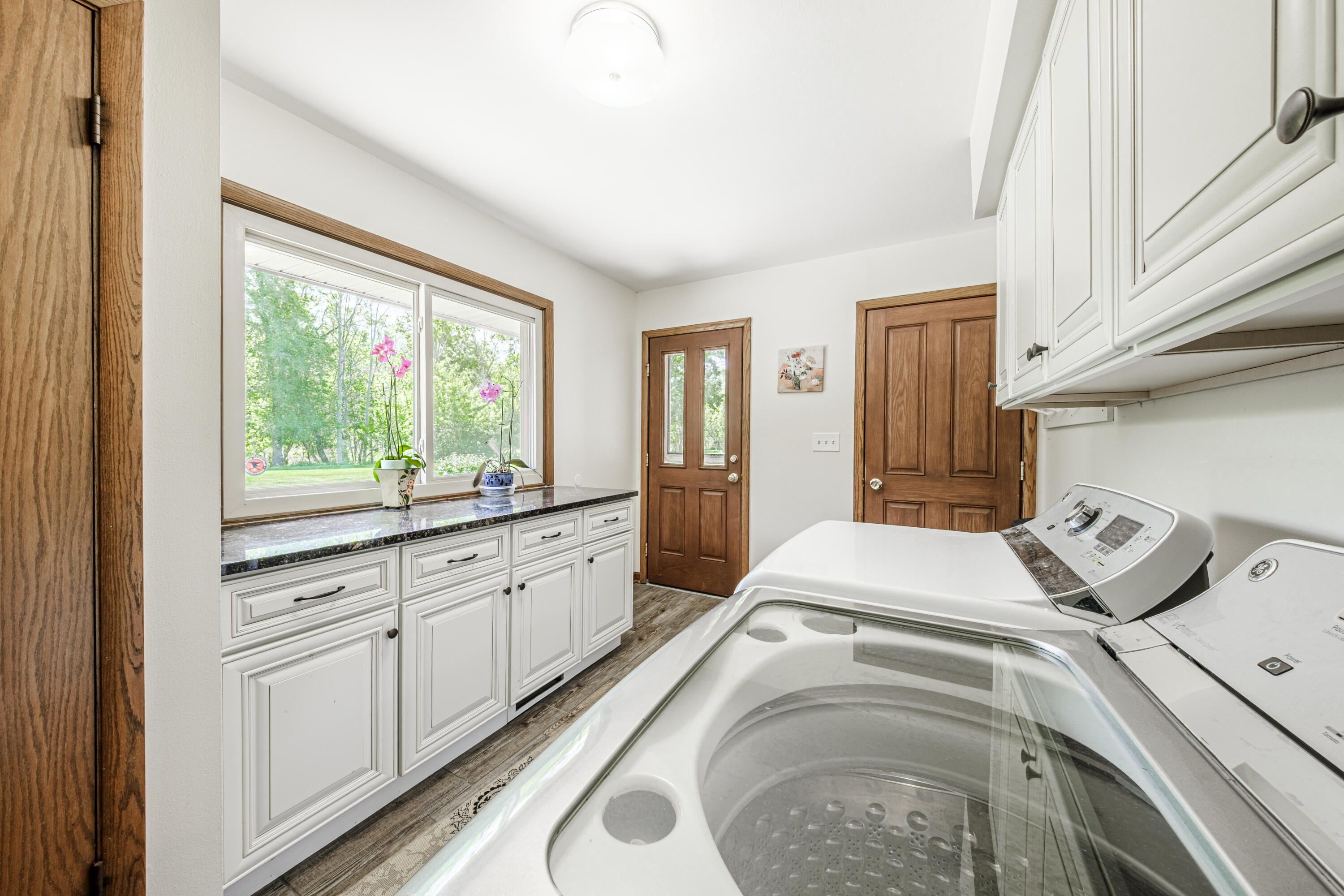 15035 Pomona Road Brookfield, WI 53005 - Photo 10 of 53 Laundry Room