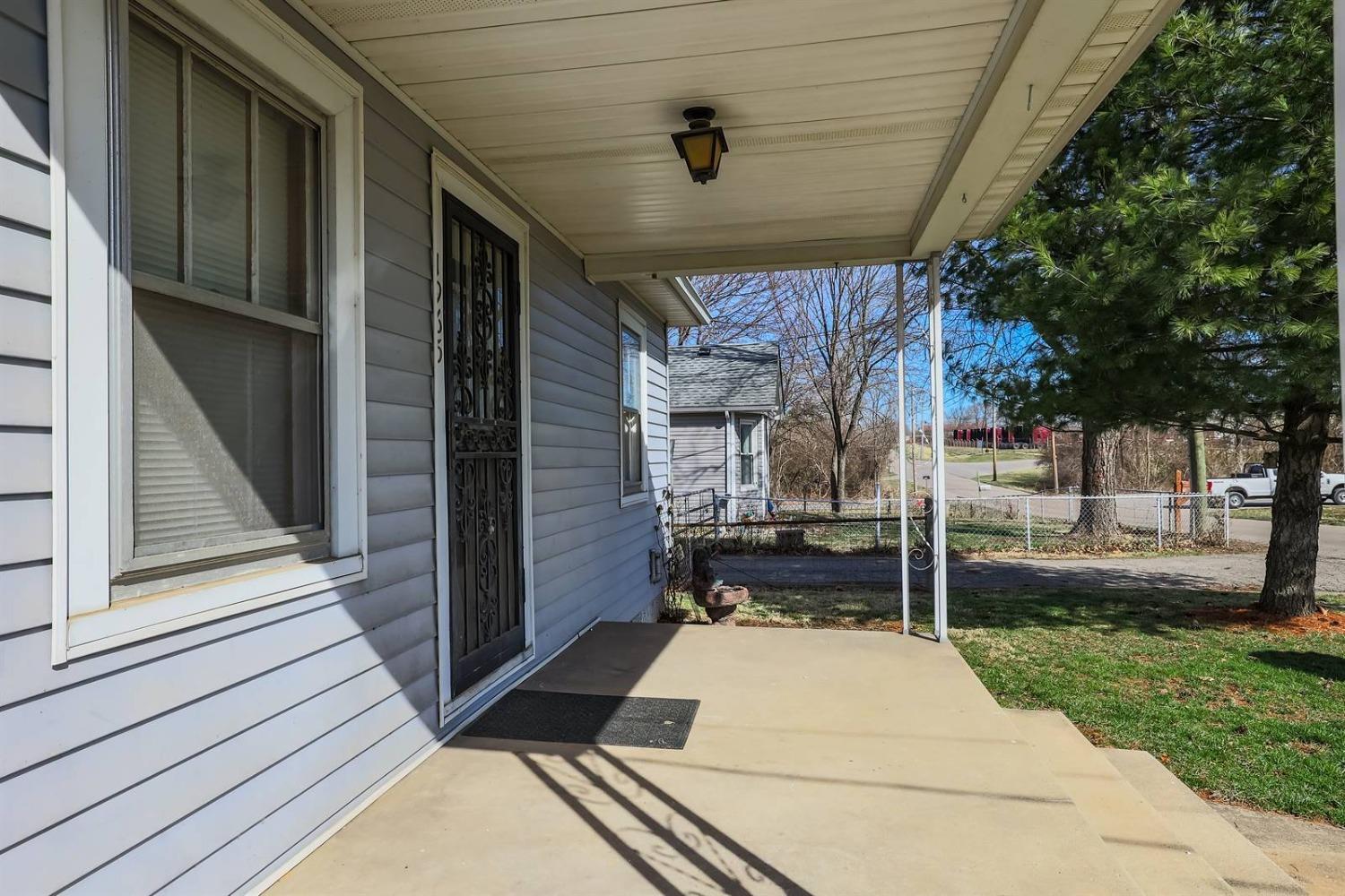 1965 Jackson Road Hamilton, OH 45011 - Photo 19 of 28 Gallery Image 19