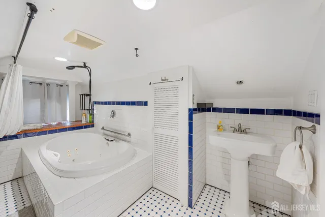 $726,000 | 631 Union Avenue, Elizabeth, NJ 07208