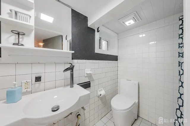 $726,000 | 631 Union Avenue, Elizabeth, NJ 07208