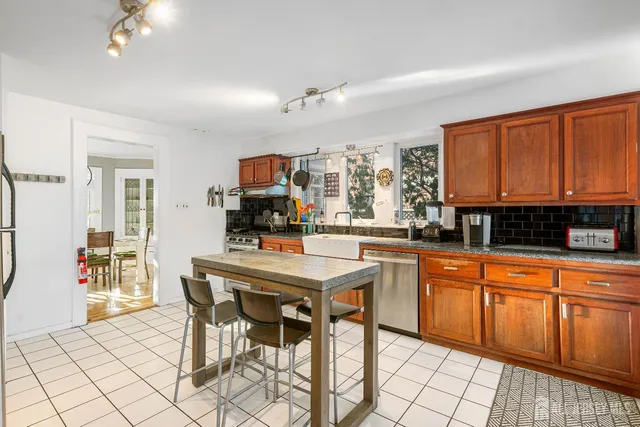 $726,000 | 631 Union Avenue, Elizabeth, NJ 07208