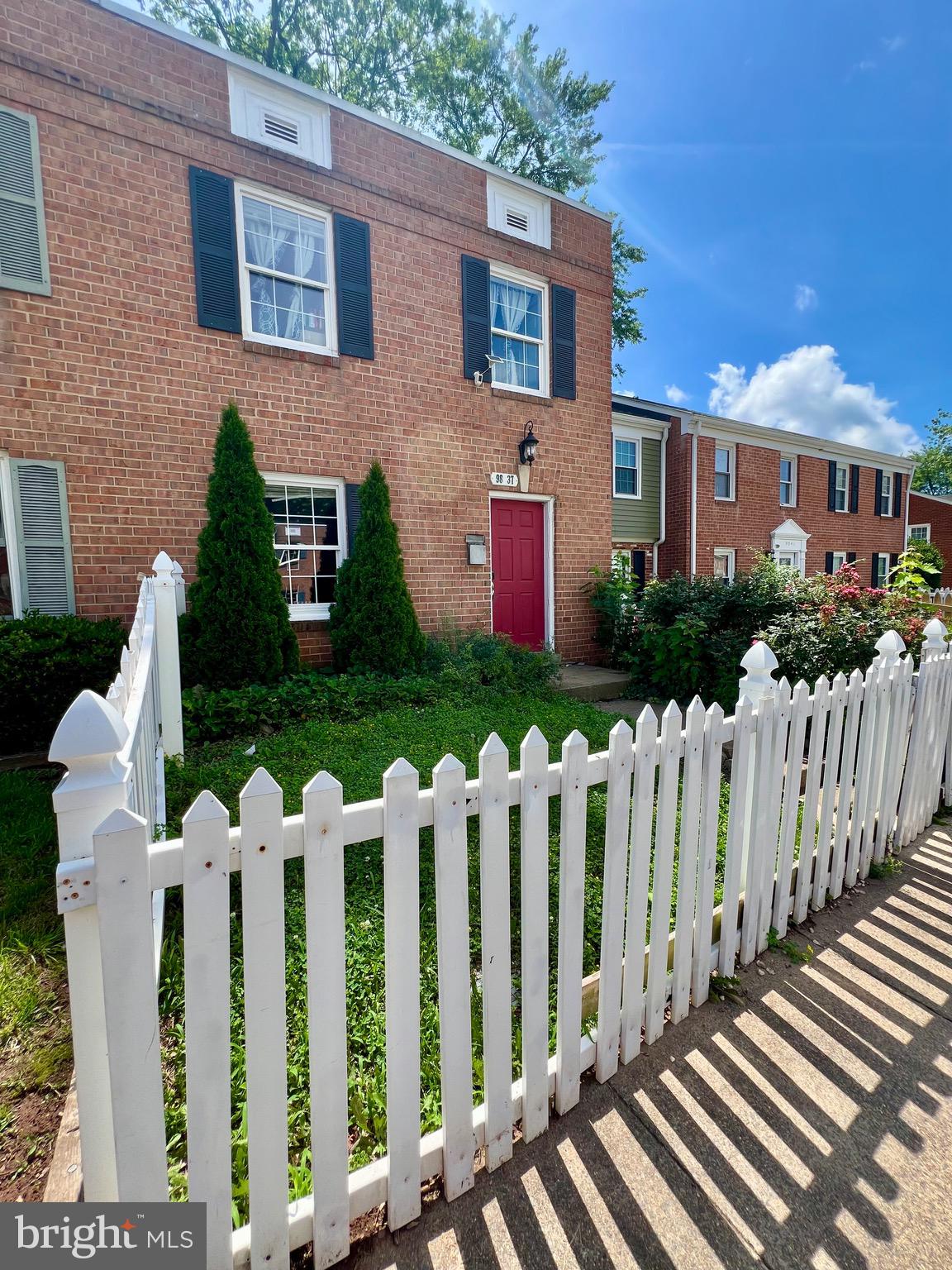 9837 Buckner Road Manassas, VA 20110 - Photo 1 of 12 Gallery Image 1