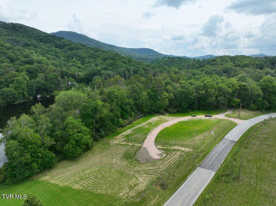 1768 Ripshin Mountain Road, Unit 54 Roan Mountain, TN 37687 - Photo 16 of 26 16