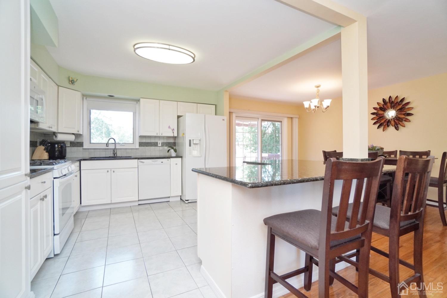 265 Rues Lane East Brunswick, NJ 08816 - Photo 7 of 29 Gallery Image 7