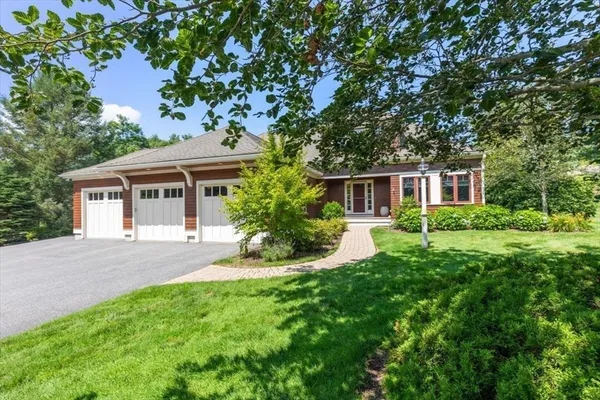 $3,850,000 | 2 Black Rock Drive, Hingham, MA 02043
