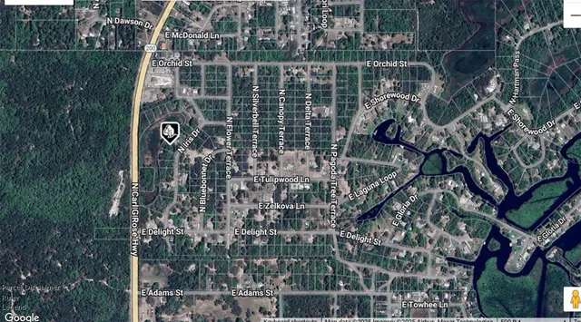 a view of a multi story building