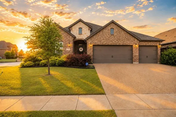 $385,000 | 1024 Macaw Court, Forney, TX 75126