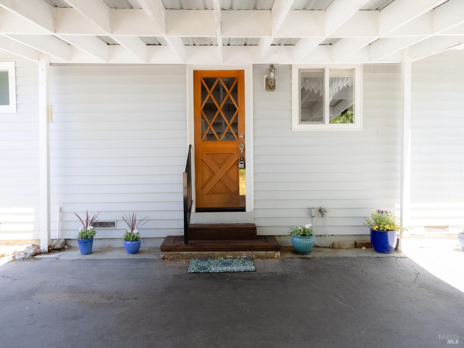 5718 Henning Road Sebastopol, CA 95472 - Photo 4 of 32