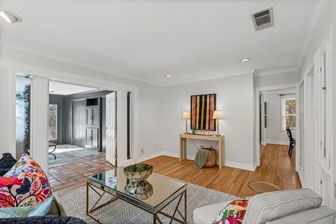 $480,000 | 2312 Carleton Avenue, Fort Worth, TX 76107