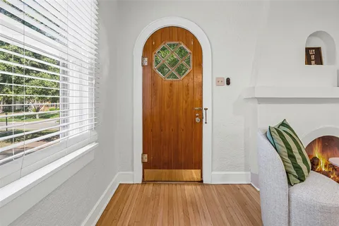 $480,000 | 2312 Carleton Avenue, Fort Worth, TX 76107