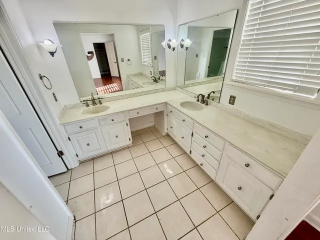 $340,000 | 2907 Highway 8, Cleveland, MS 38732