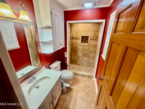 $340,000 | 2907 Highway 8, Cleveland, MS 38732