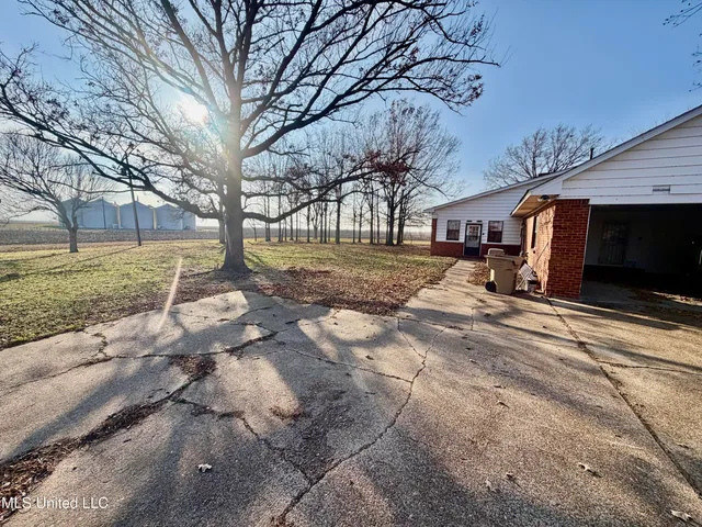 $340,000 | 2907 Highway 8, Cleveland, MS 38732