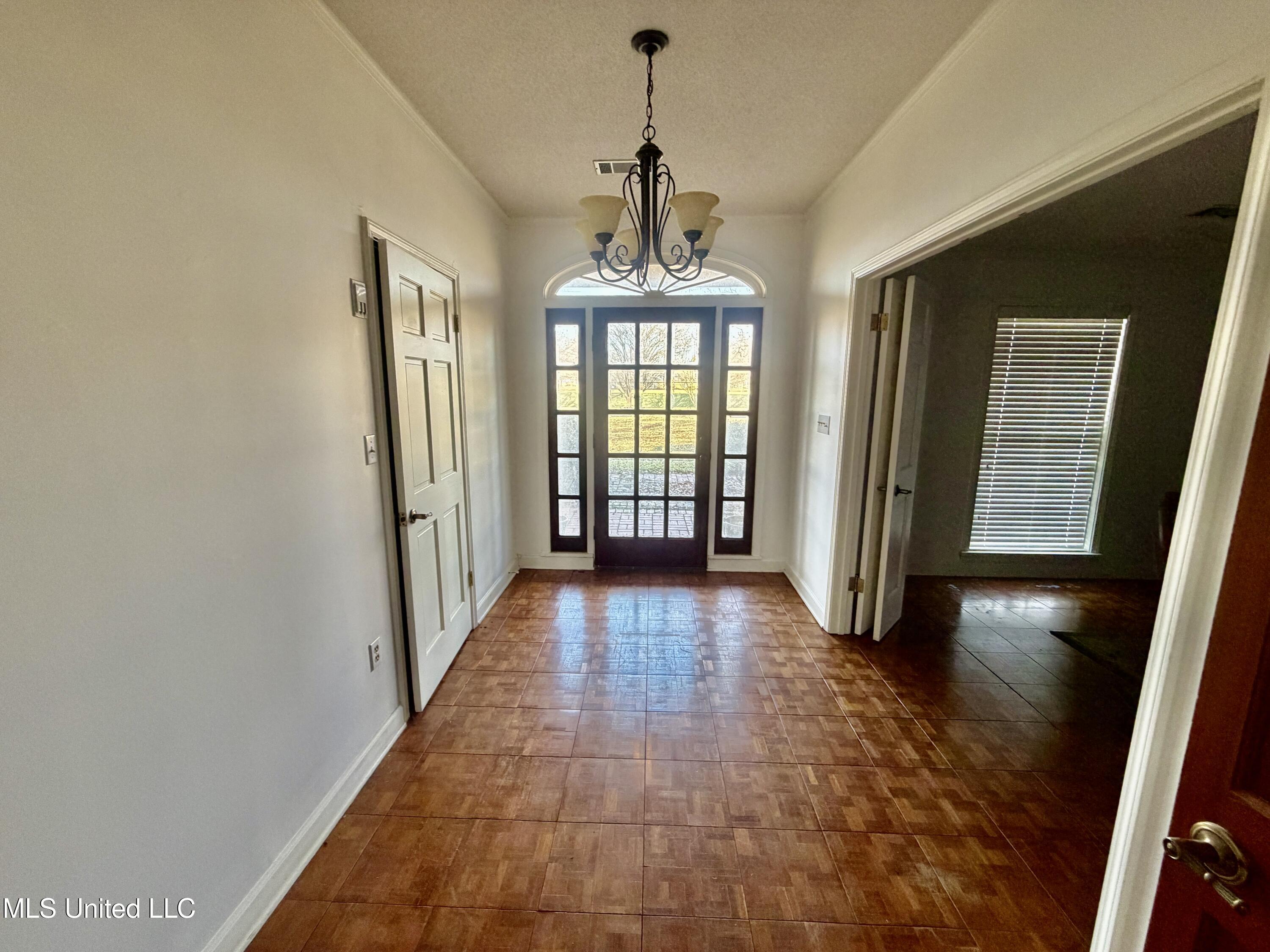 2907 Highway 8 Cleveland, MS 38732 - Photo 7 of 24 IMG_1561