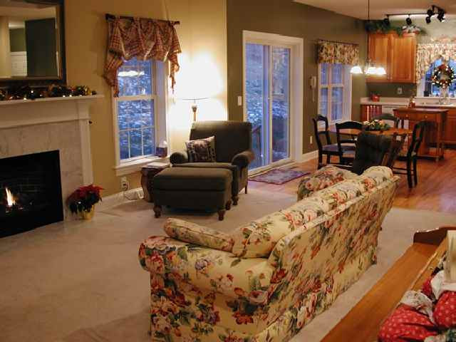 37 Dyke Road Colonie, NY 12110 - Photo 7 of 12 Photo 7