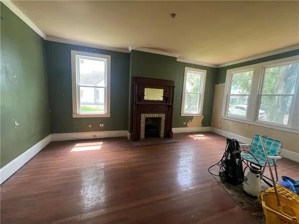 $359,000 | 305 East 2nd Street, Thibodaux, LA 70301