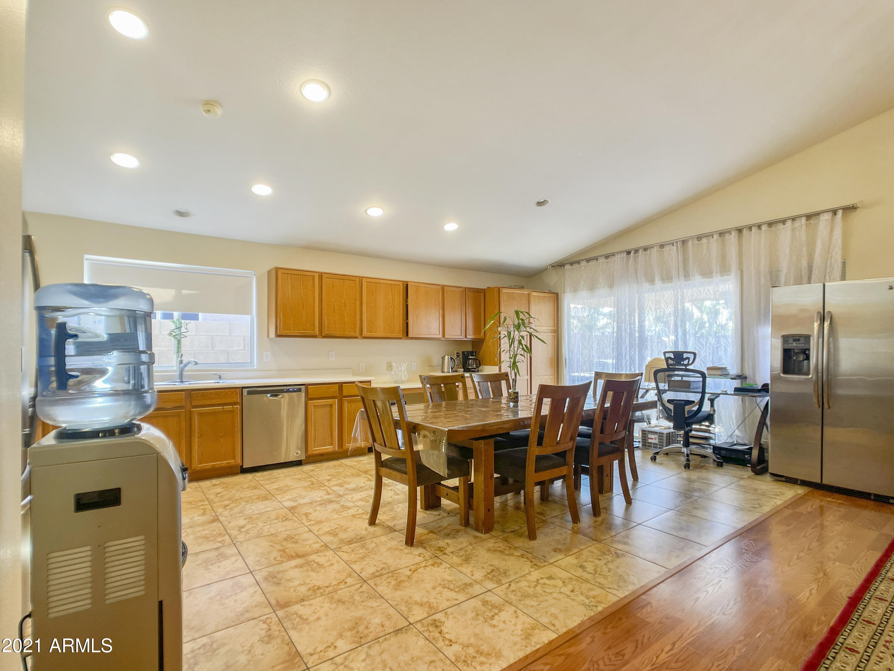 4019 West Bloomfield Road Phoenix, AZ 85029 - Photo 8 of 26 Eat-in kitchen