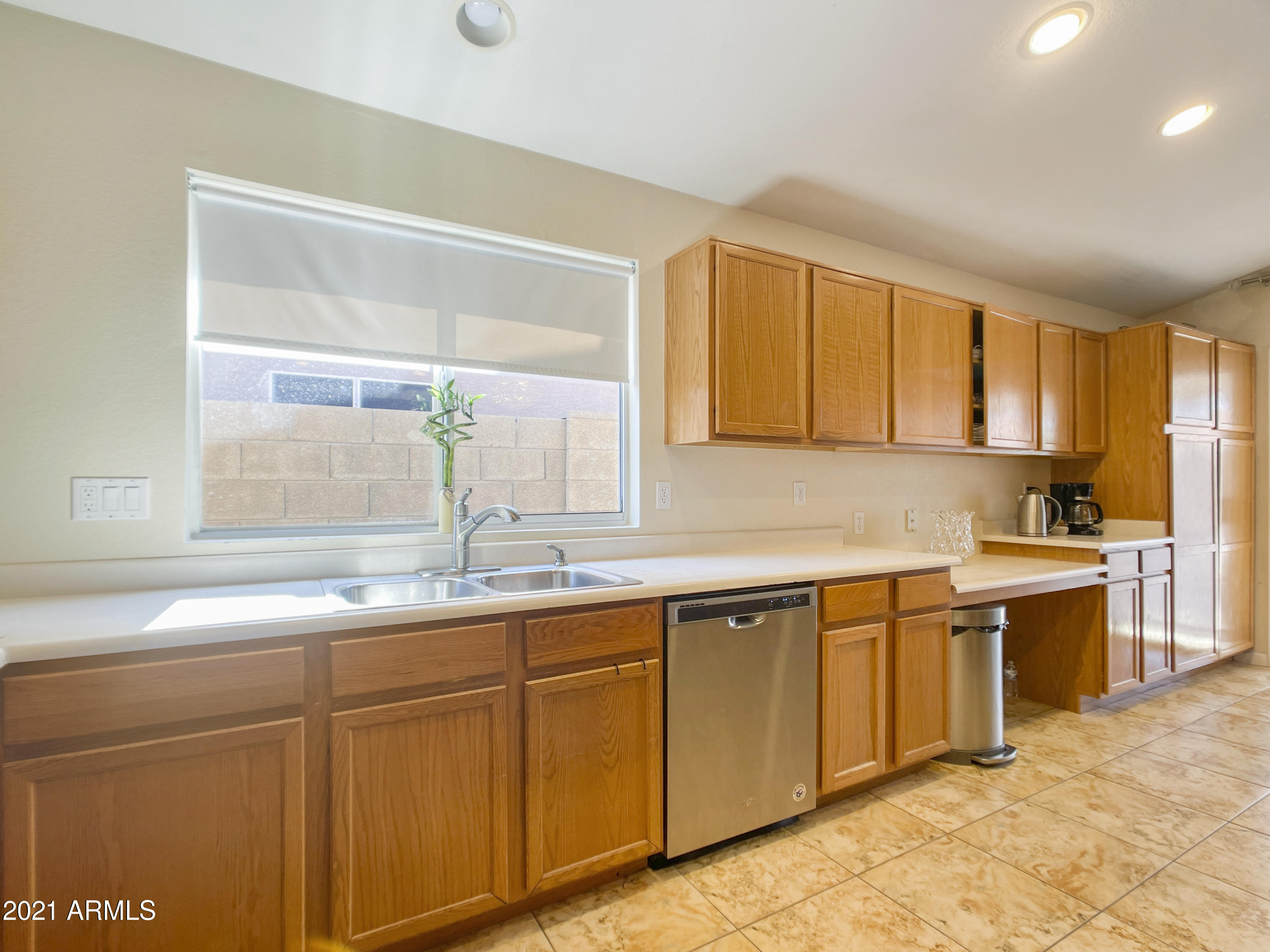 4019 West Bloomfield Road Phoenix, AZ 85029 - Photo 10 of 26 Kitchen