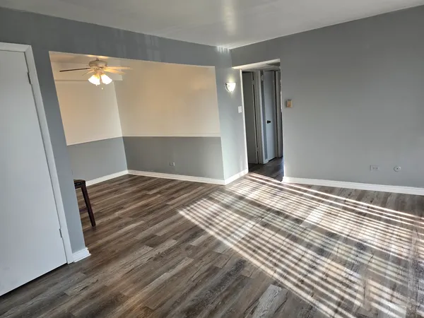 $1,650 | 17701 Park Boulevard, Unit 304, Lansing, IL 60438