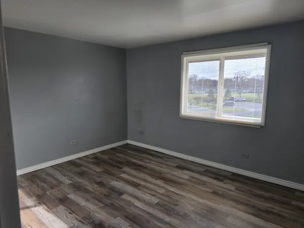 $1,650 | 17701 Park Boulevard, Unit 304, Lansing, IL 60438