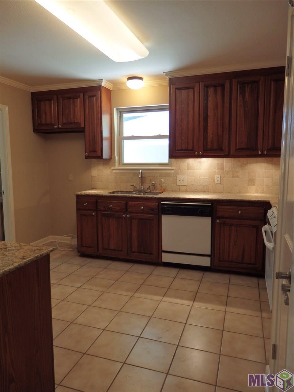 10105 Ridgely Drive Baton Rouge, LA 70809 - Photo 3 of 9