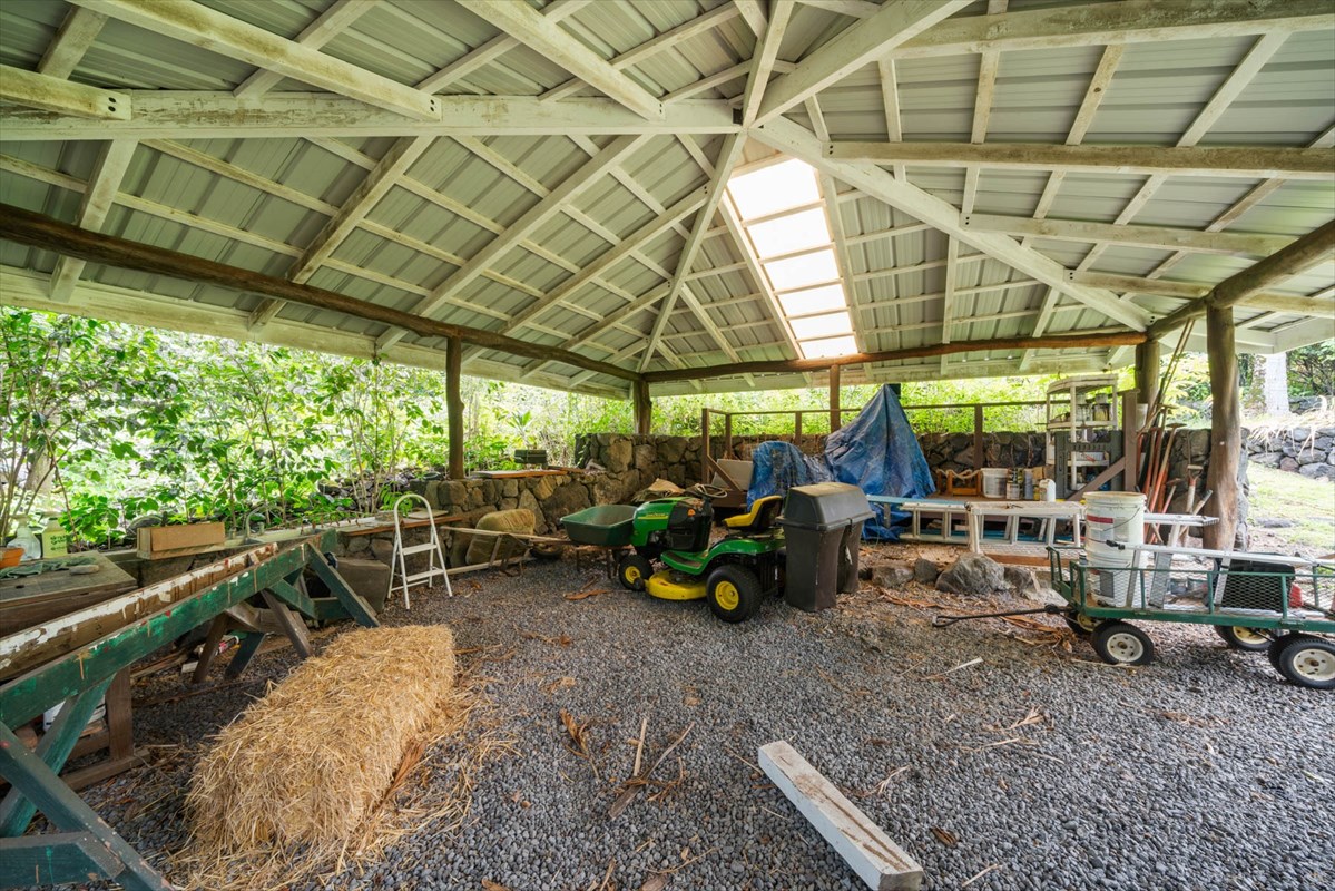 83-5594 Middle Keei Road, Unit 2 Captain Cook, HI 96704 - Photo 23 of 30 Gallery Image 23