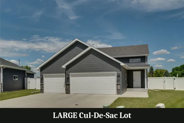 $365,000 | 4514 13th Street South, Moorhead, MN 56560