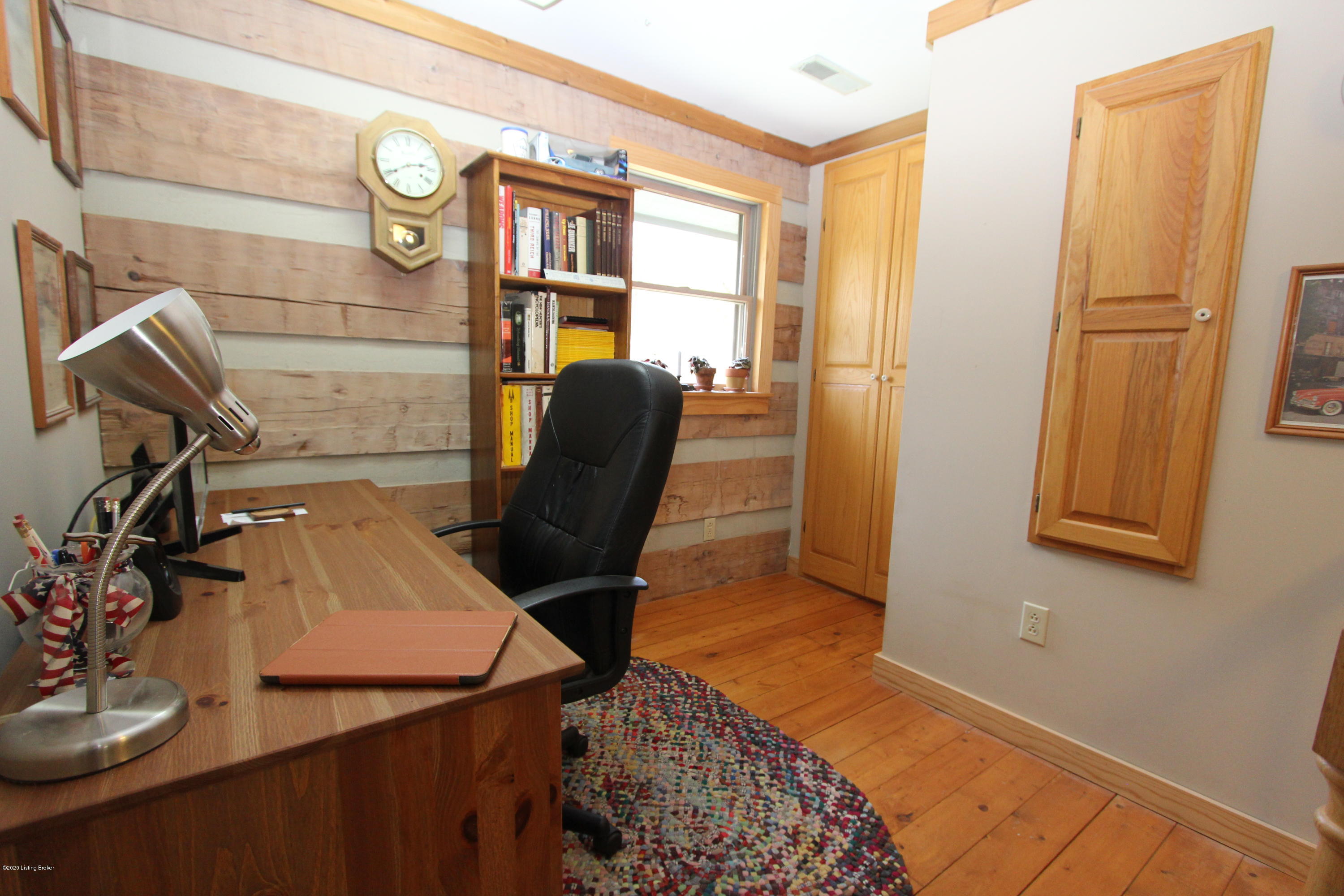 1089 Deer Run Road Lawrenceburg, KY 40342 - Photo 22 of 49 Upstairs Landing Area (2)